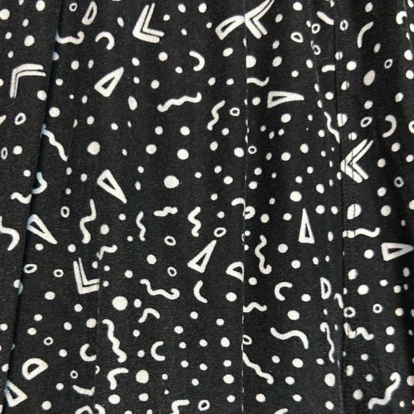 Sweetlegs Leggings, Black Squiggles Pattern, One Size Fits Most (6-14) - Picture 3 of 3